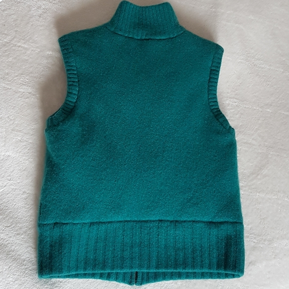 Gap Reversible 100% Lambs' Wool Vest - Picture 2 of 7